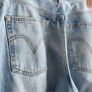 Levi’s 94 Baggy Wide Leg Jeans | Light Wash High Rise Denim | Size 32